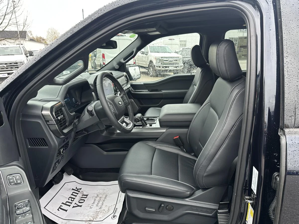 Used 2026 Blue Ford Lariat image 12