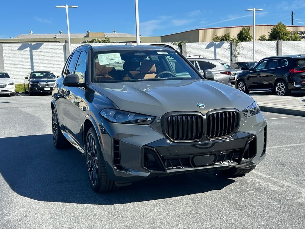 New 2026 Dravit Grey Metallic BMW xDrive40i image 7