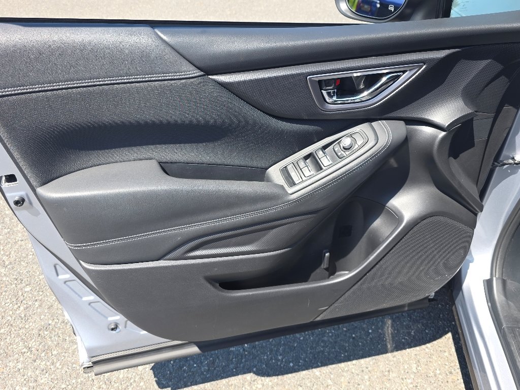 Certified Used 2020 Ice Silver Metallic Subaru Premium image 33