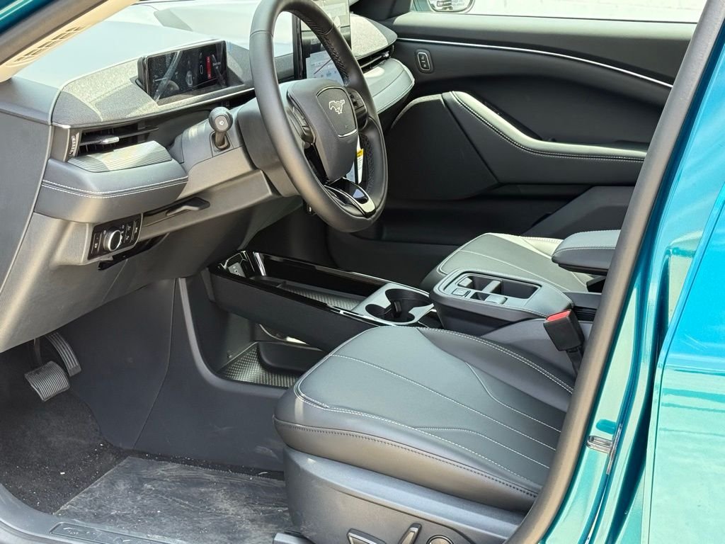 New 2026 Adriatic Blue Metallic Ford Select image 5