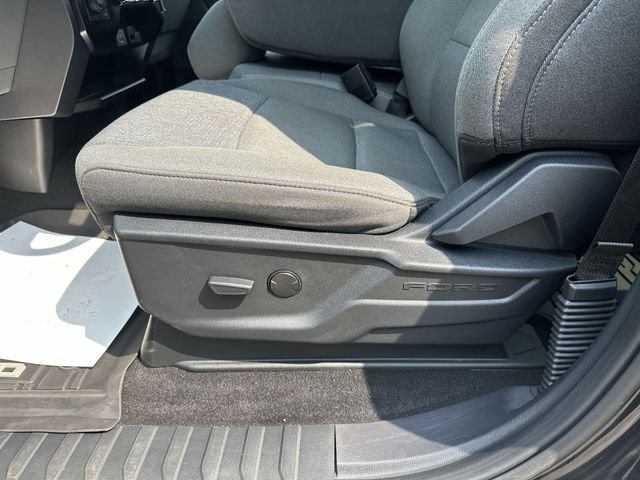 Used 2024  Ford XLT image 16