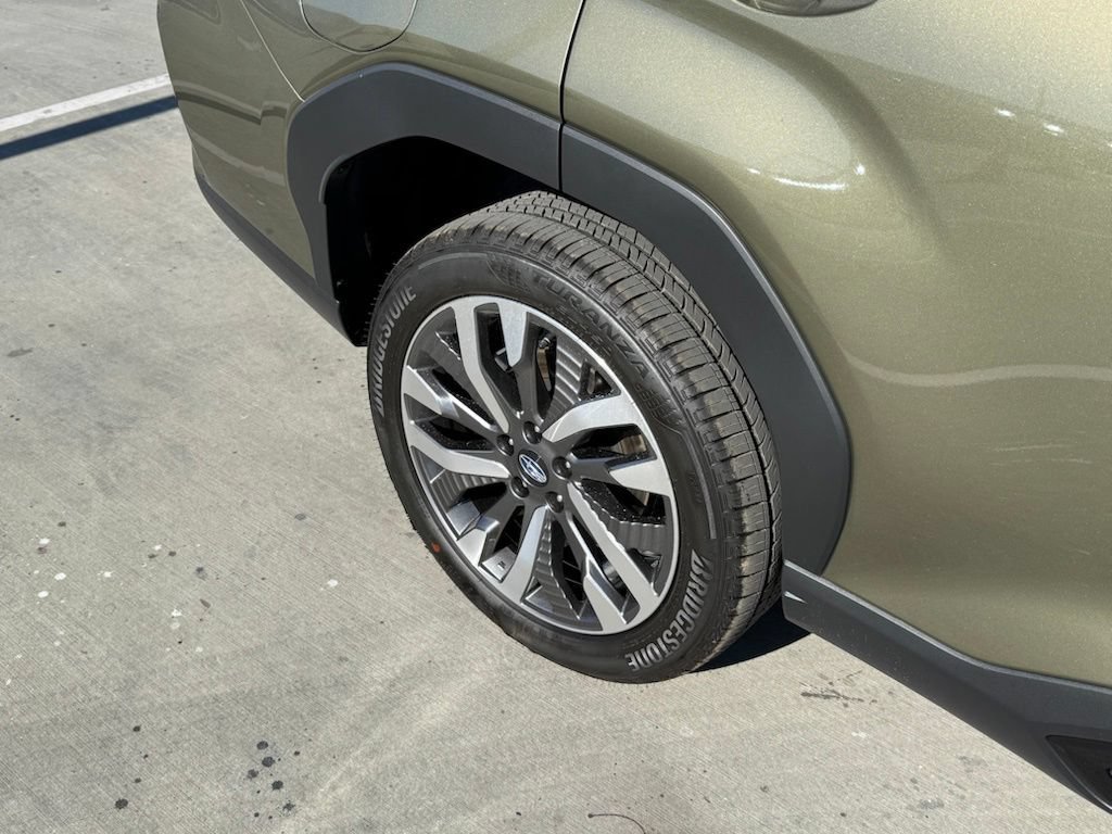 New 2026 AUTUMN GREEN METALLIC Subaru Touring image 19