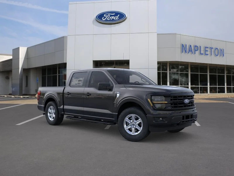New 2026 Agate Black Metallic Ford XLT image 7