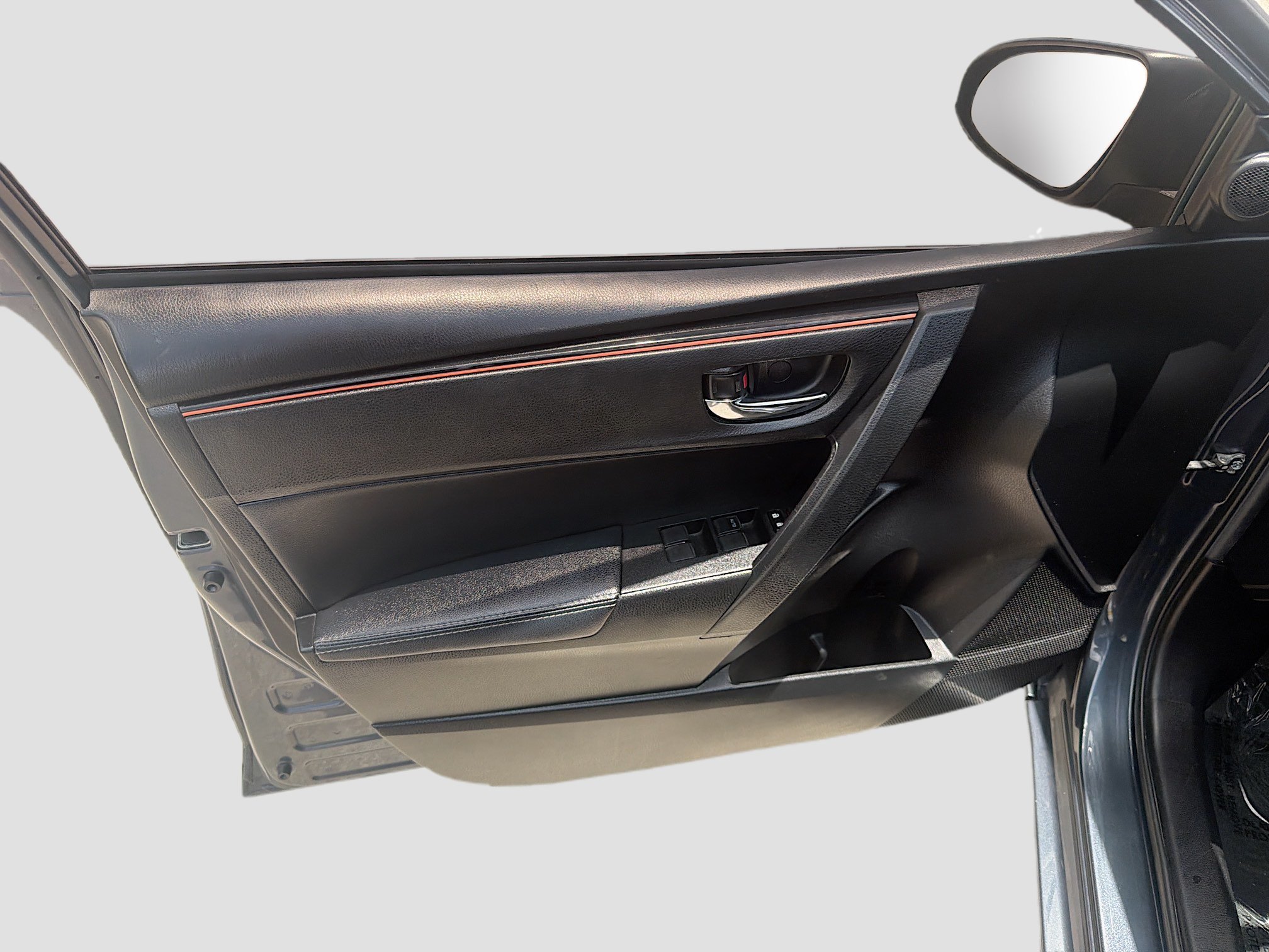 Used 2019 Slate Metallic Toyota SE image 19