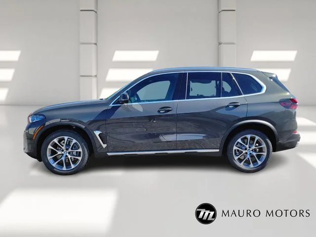 New 2026 Gray BMW xDrive40i image 6