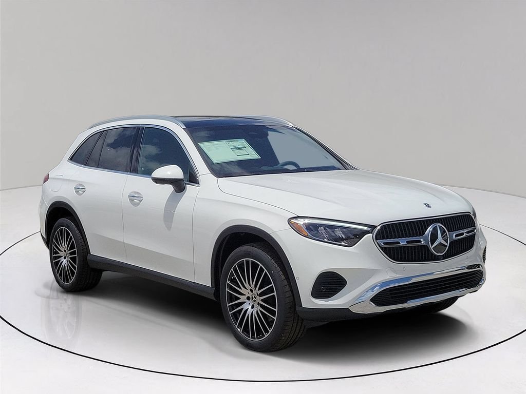 2026 Mercedes-Benz GLC Base