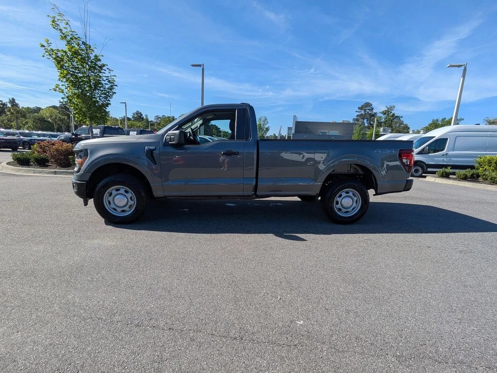 New 2026 Carbonized Gray Metallic Ford XL image 7