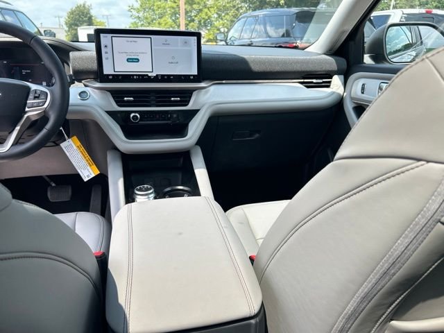 New 2026 Gray Ford Active image 18