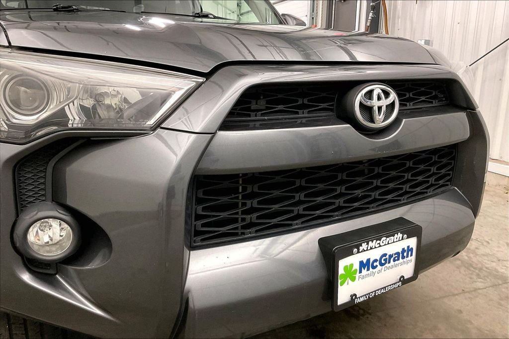 Used 2019 Gray Toyota SR5 Premium image 32