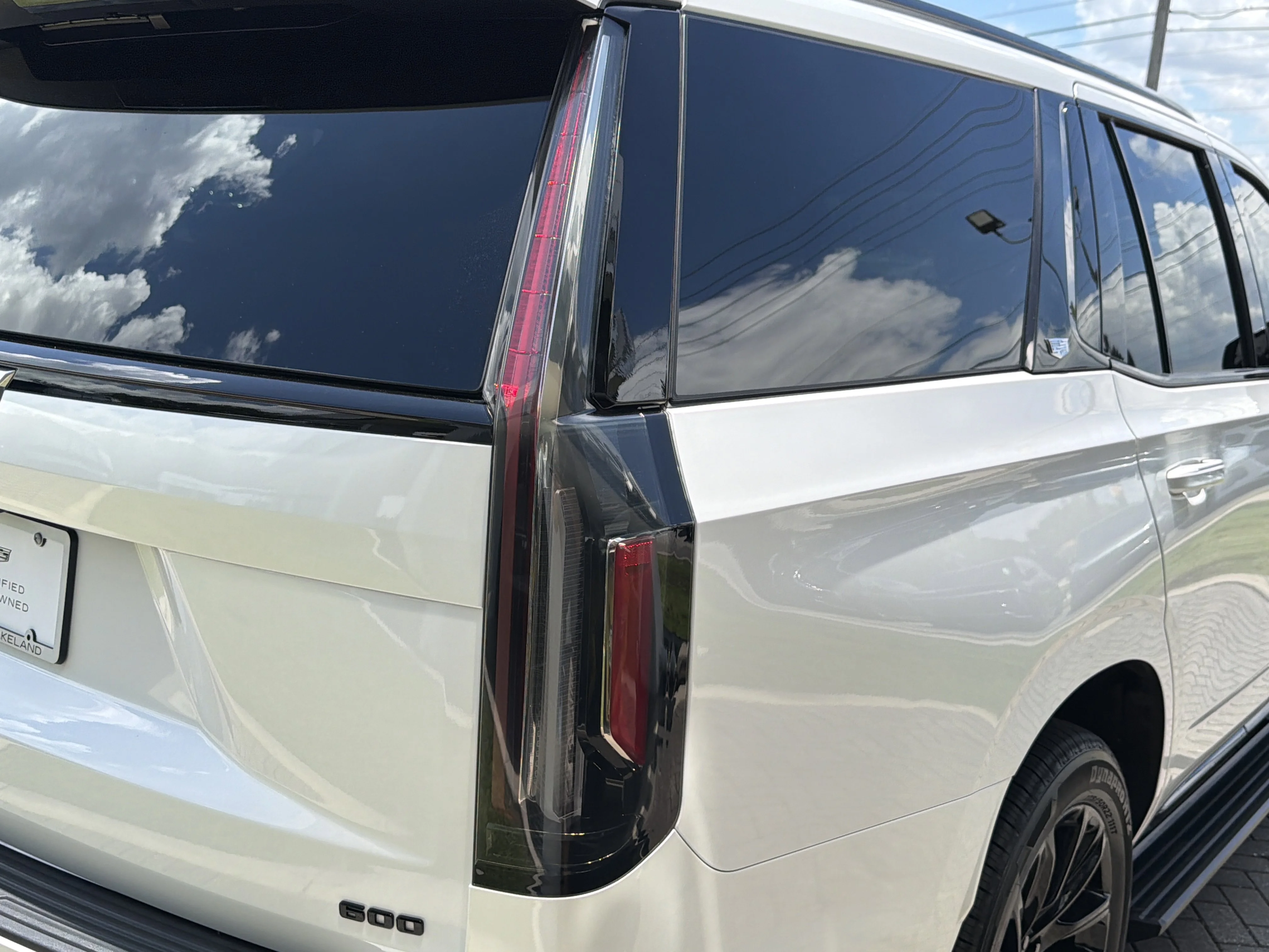 Used 2023 Crystal White Tricoat Cadillac 4WD Sport Platinum image 9