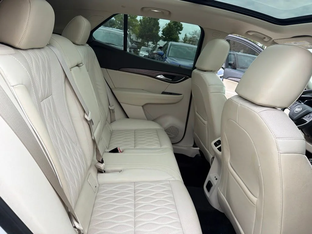 Used 2021 White Buick Avenir image 20