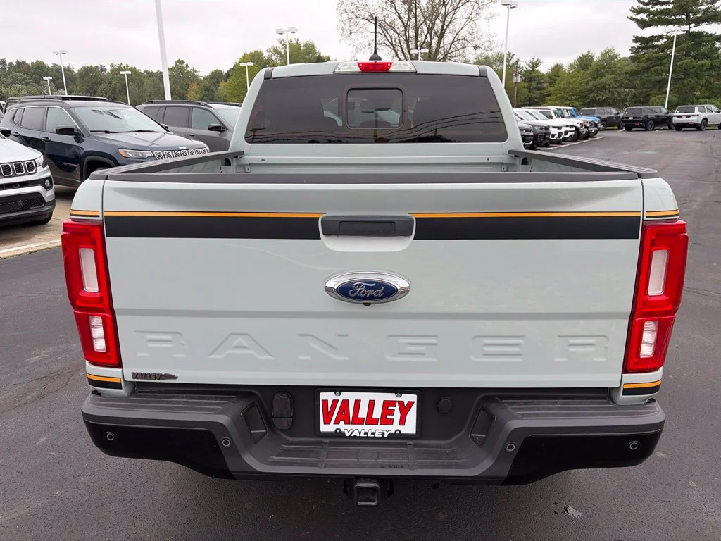Used 2022 Green Ford XLT image 6