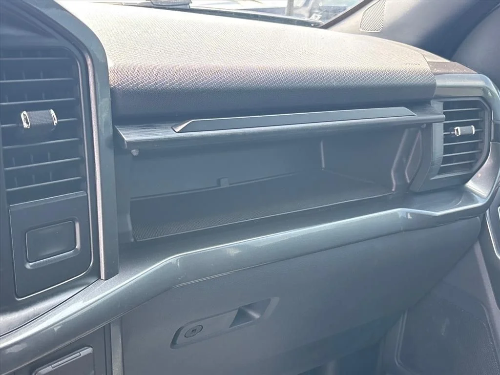 Used 2023 White Ford XLT image 39