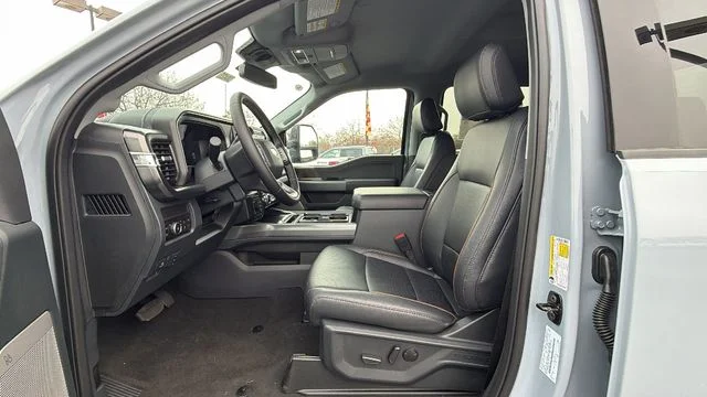New 2026 Glacier Gray Metallic Tri-Coat Ford F-250® Lariat® image 71