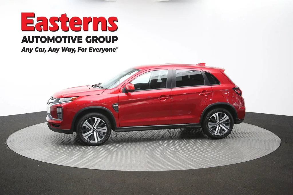 Used 2025 Black Mitsubishi 2.0 ES image 58