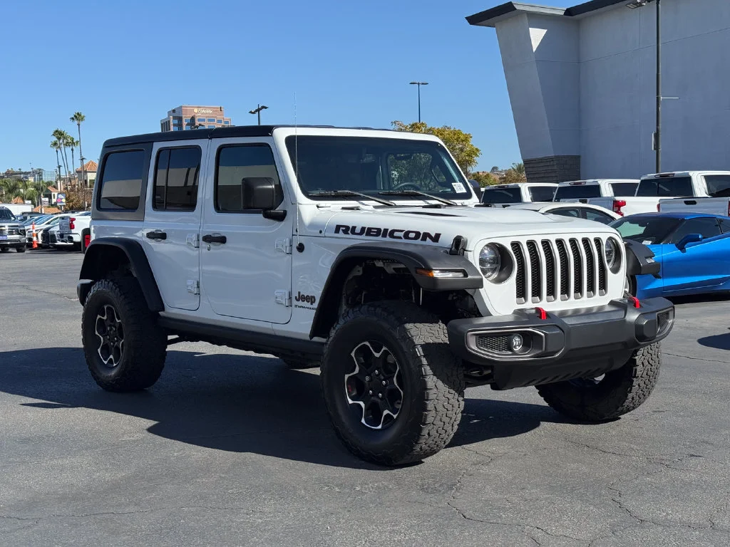 Used 2023  Jeep Rubicon image 5
