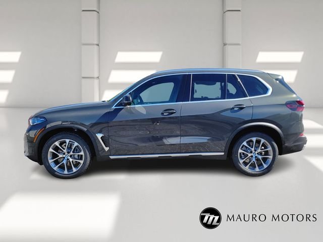 New 2026 Gray BMW xDrive40i image 6