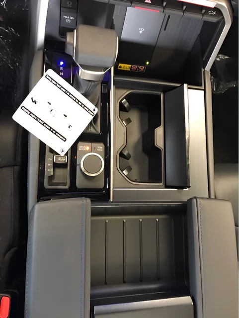 2026 Toyota Tundra Platinum - Photo 18