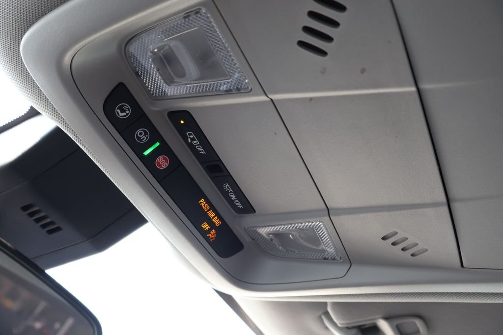 Used 2024 Summit White Chevrolet LT image 29