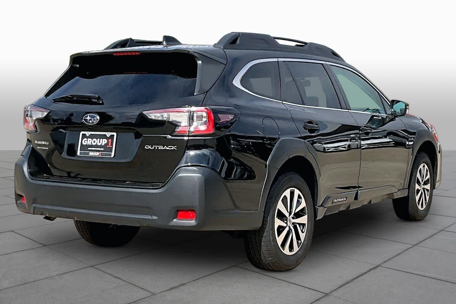 Used 2024 Crystal Black Silica Subaru Premium image 12