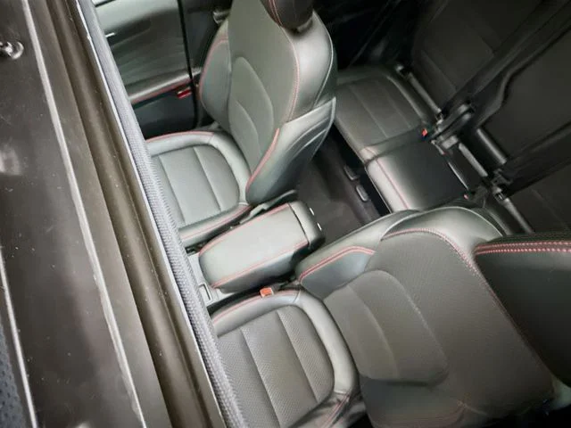 2026 Ford Escape ST-Line Select - Photo 23