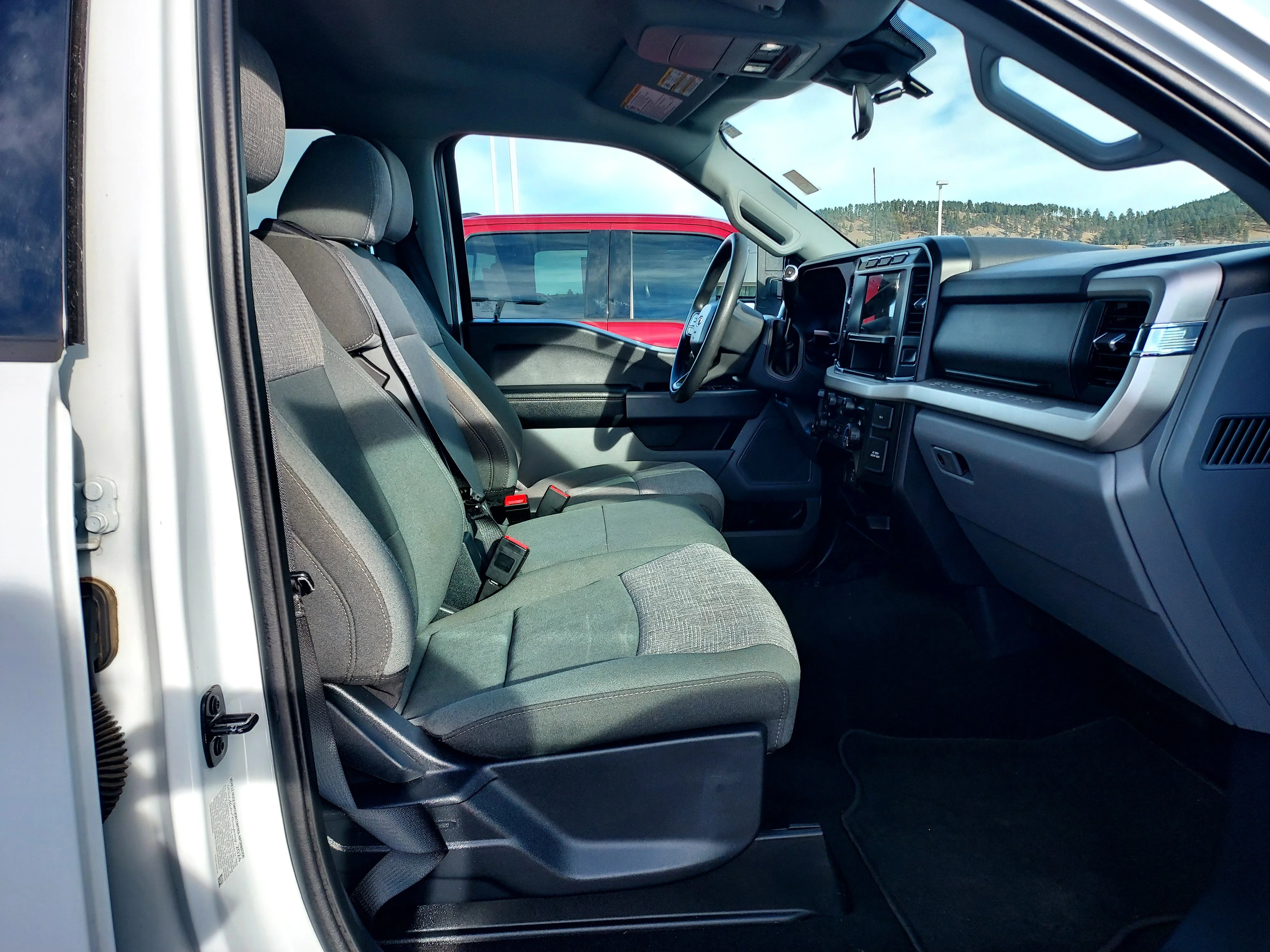 Used 2024 White Ford XLT image 28