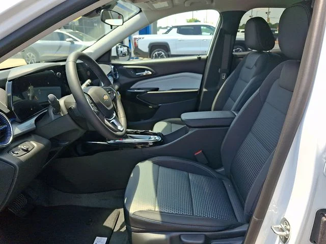 New 2026 White Chevrolet LT image 11
