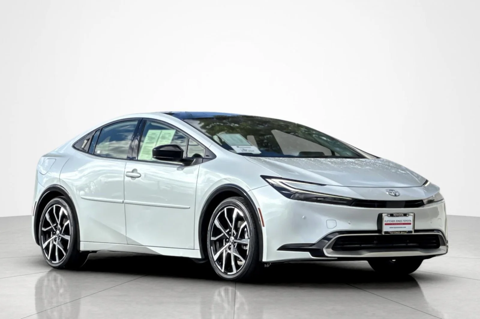 Certified Used 2024 Wind Chill Pearl Toyota XSE image 7