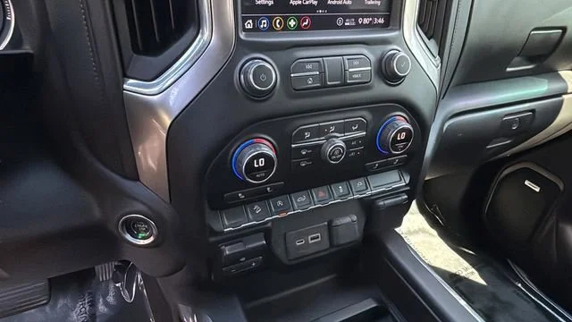 Used 2020 NORTHSKY BLUE METALLIC Chevrolet RST image 30