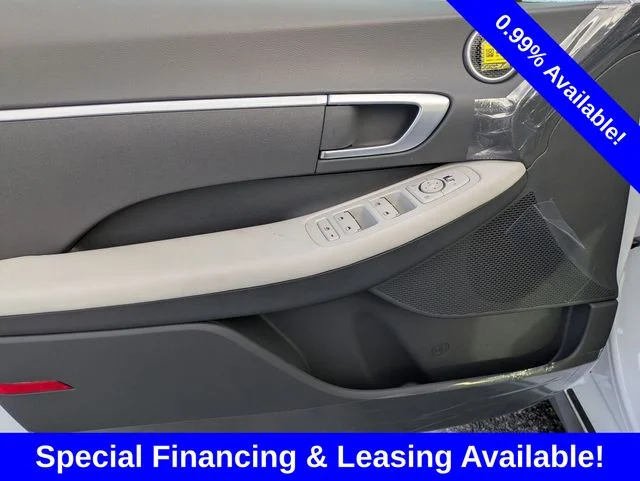 Certified Used 2026 White Hyundai SE image 12
