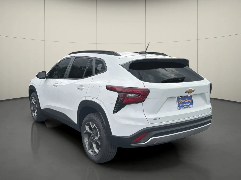New 2026 Summit White Chevrolet LT image 5