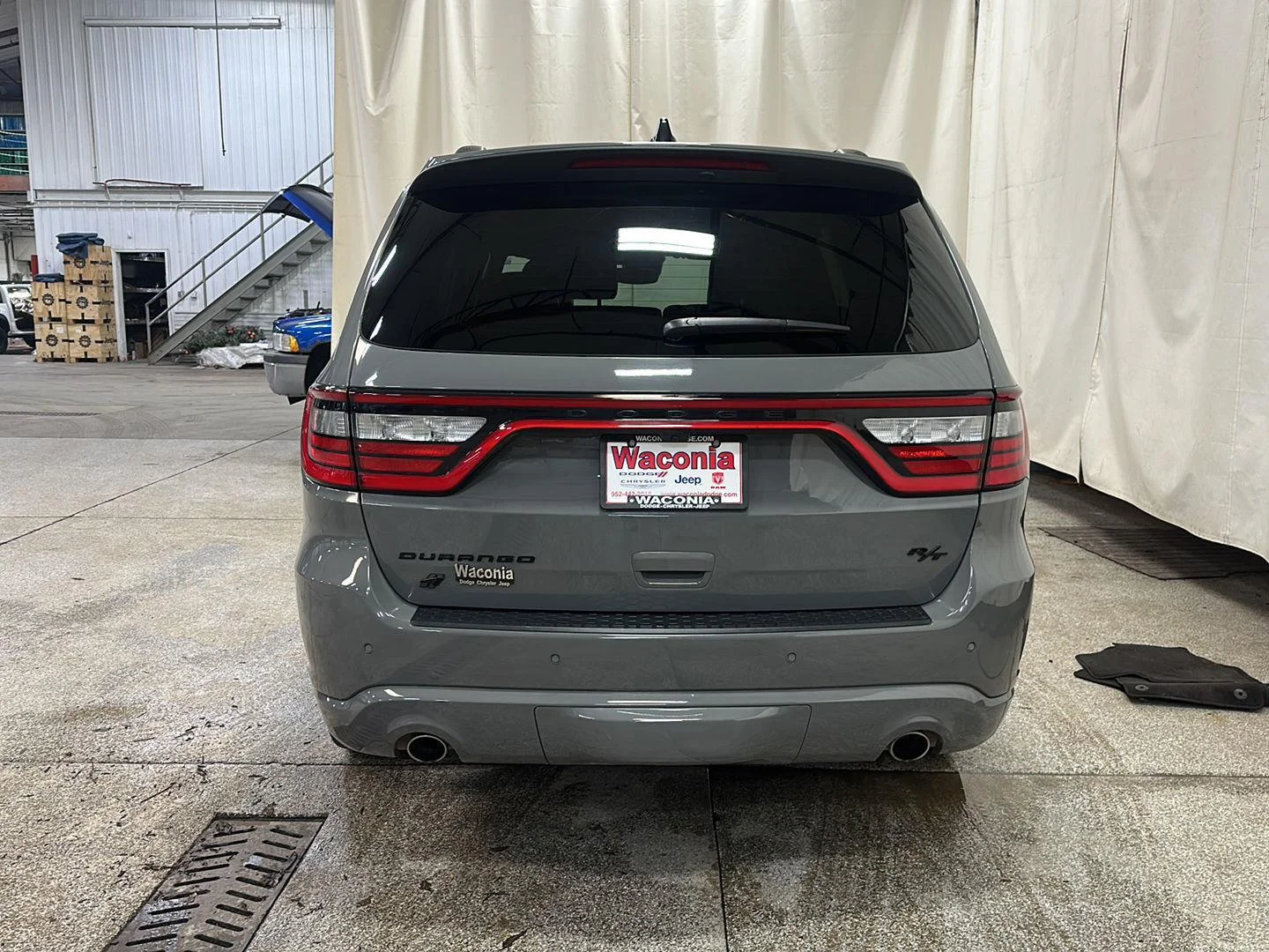 Used 2023 Destroyer Gray Clearcoat Dodge R/T Premium image 4
