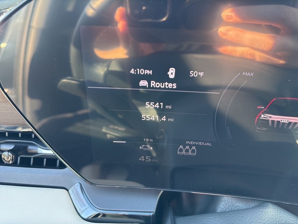 2025 Audi Q6 e-tron Premium Plus - Photo 16