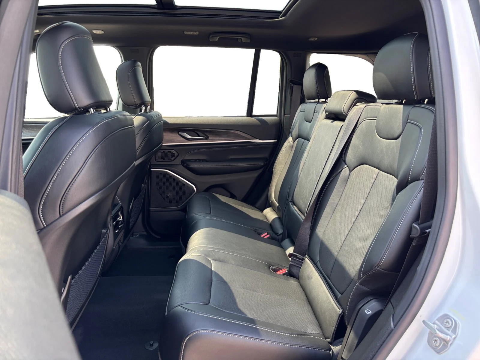 New 2026 Bright White Jeep Limited Reserve image 16