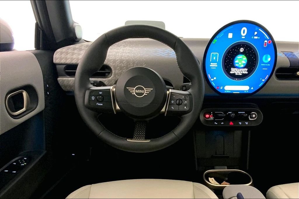 Used 2025 Blazing Blue Metallic MINI  image 4