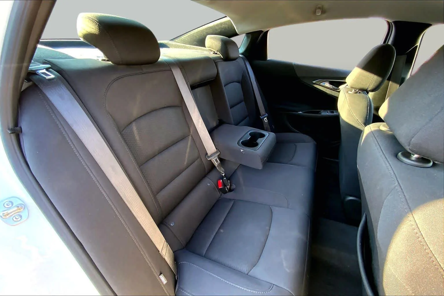 Used 2024 Summit White Chevrolet LT image 20