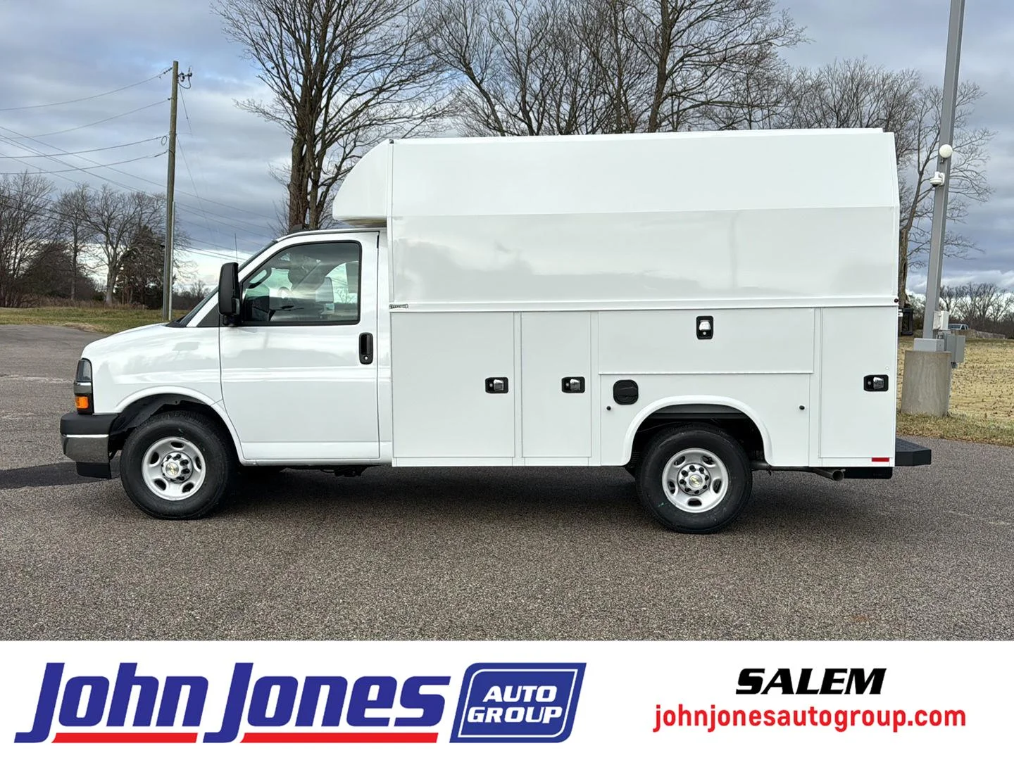 2026 Chevrolet Express 3500 139" WB's photo