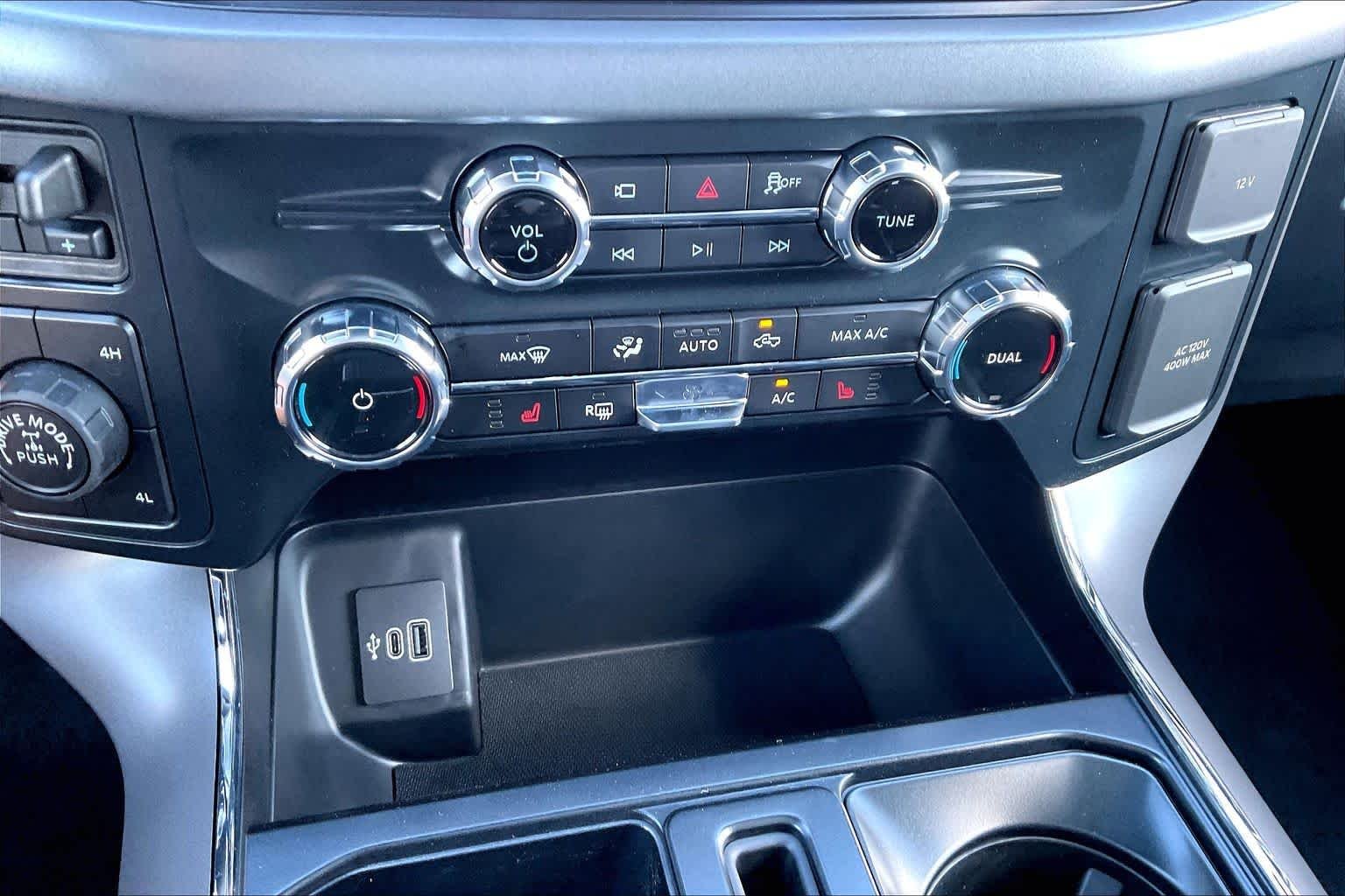 New 2026 Oxford White Ford XLT image 18