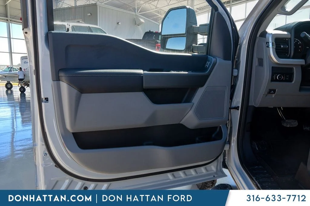 New 2026 Avalanche Ford F-250® XL image 14