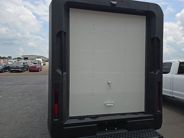 Used 2024 Oyster White BrightDrop Base image 4