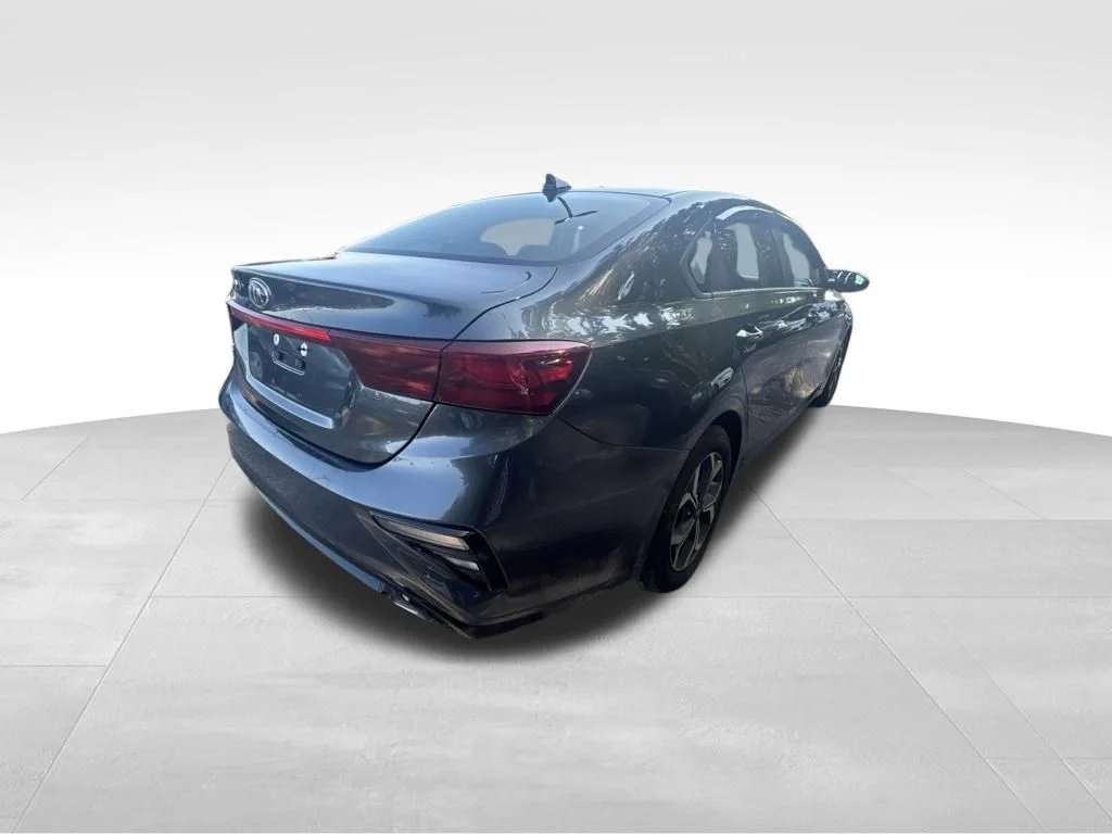 Used 2019 Gray Kia LXS image 7