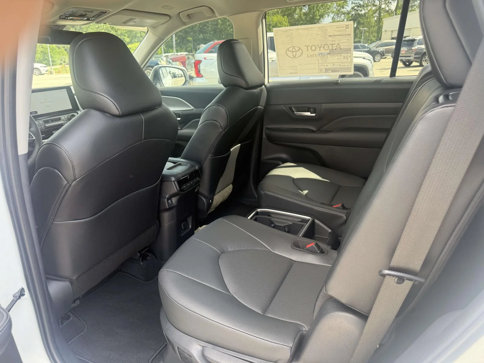 New 2026 Wind Chill Pearl Toyota XLE image 7