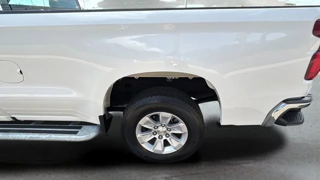 Used 2025 Summit White Chevrolet WT image 32