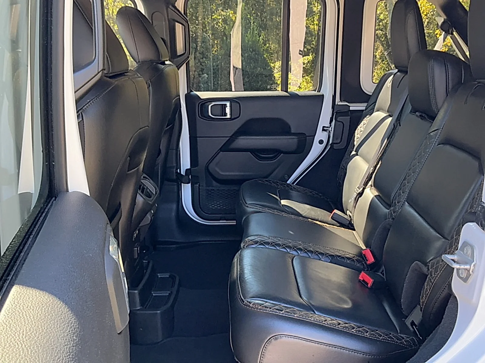 Used 2021 Bright White Clearcoat Jeep High Altitude 4x4 image 18