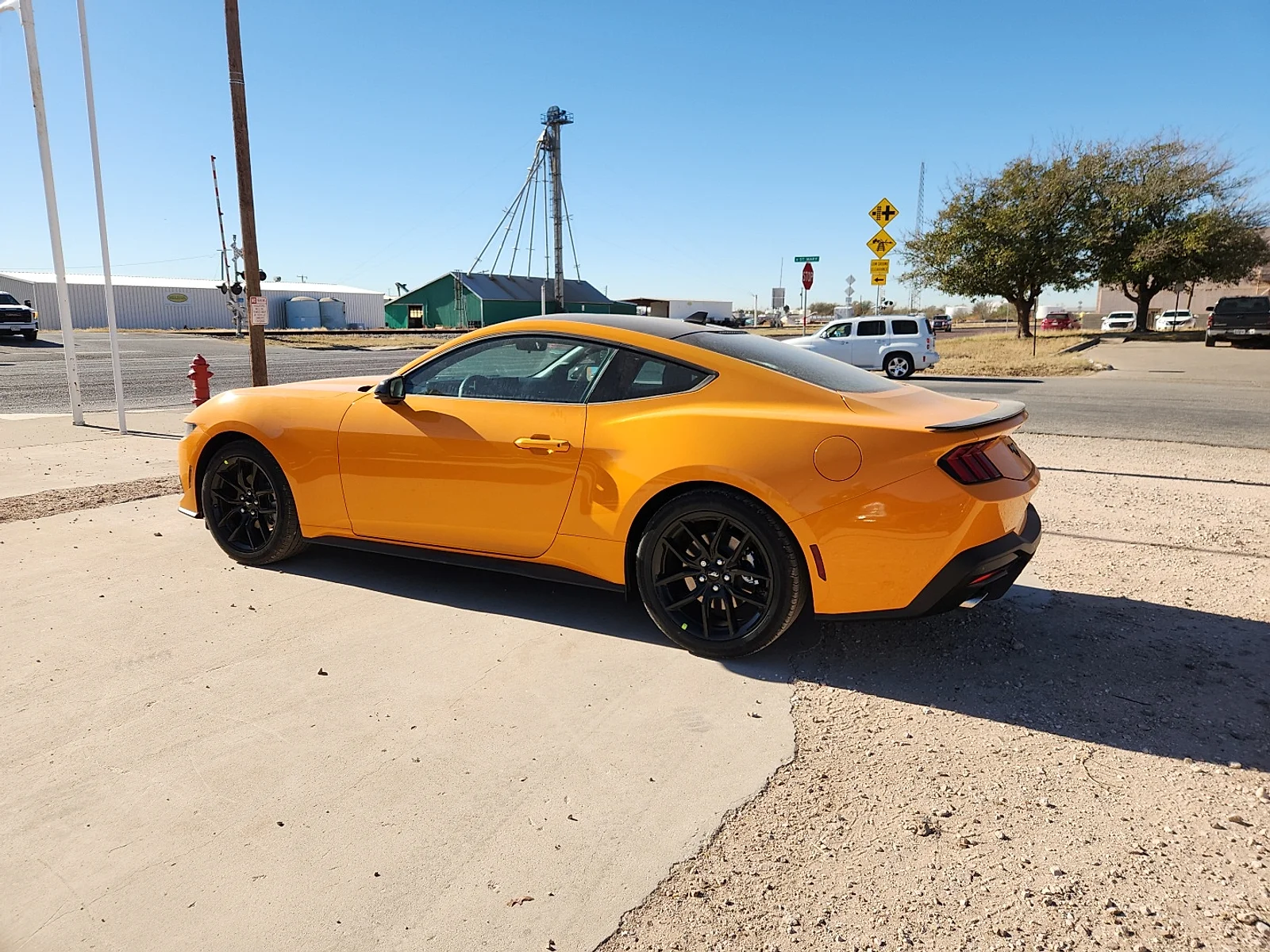 New 2026 Orange Fury Metallic Tri-coat Ford EcoBoost® Fastback image 4