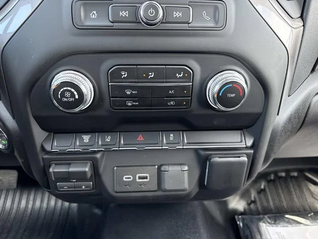 2026 GMC Sierra 3500HD Pro - Photo 21