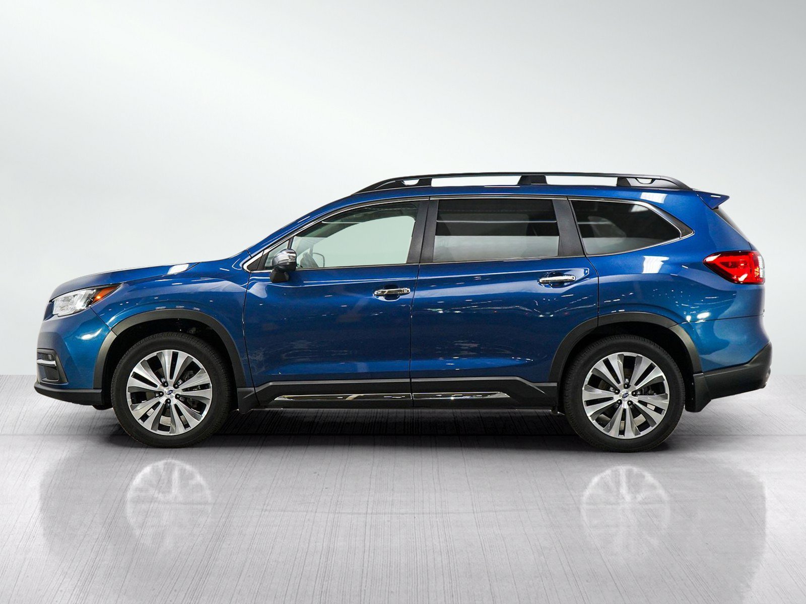 Used 2021 Subaru Ascent Touring with VIN 4S4WMARD2M3475546 for sale in Minneapolis, Minnesota