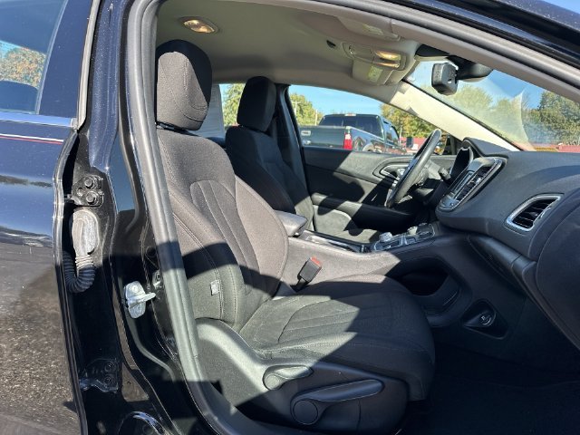 Used 2016 Black Chrysler Limited image 32