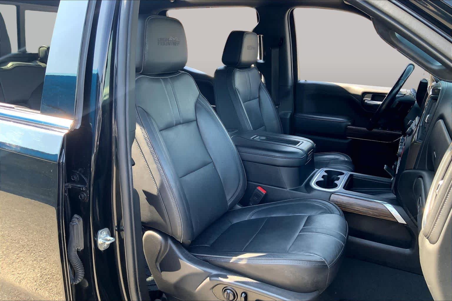Used 2021 Black Chevrolet High Country image 8