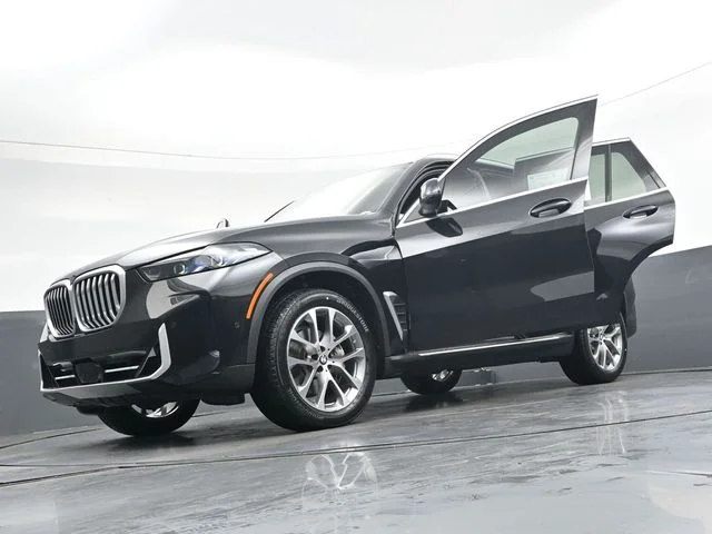 Certified Used 2024 Black BMW sDrive40i image 43